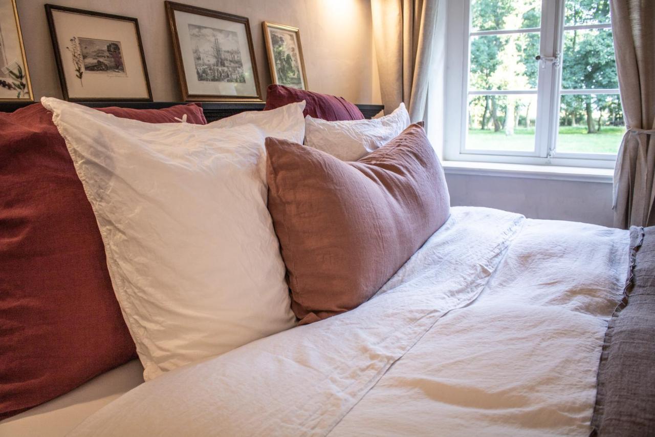 Gutshaus Zarchlin Apartment Barkhagen ภายนอก รูปภาพ